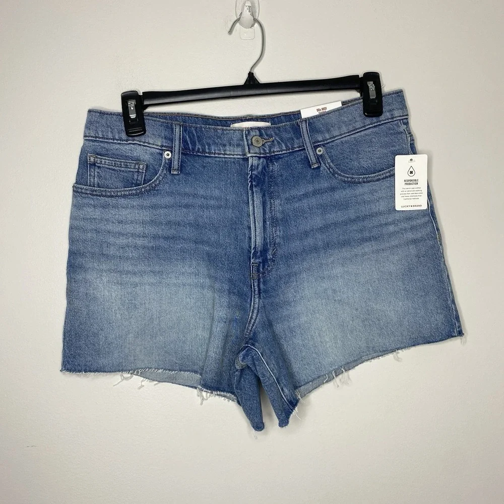 Lucky Brand Women's Sz 12/31 90s‎ Midi Shorts High Rise Raw Hem Medium Wash